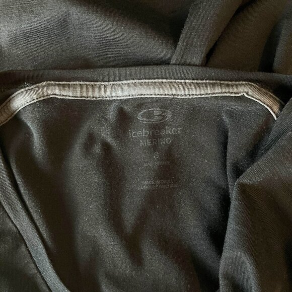 Icebreaker Merino Anatomica Short Sleeve V Neck T Shirt Heather Black Size Small - Picture 5 of 6